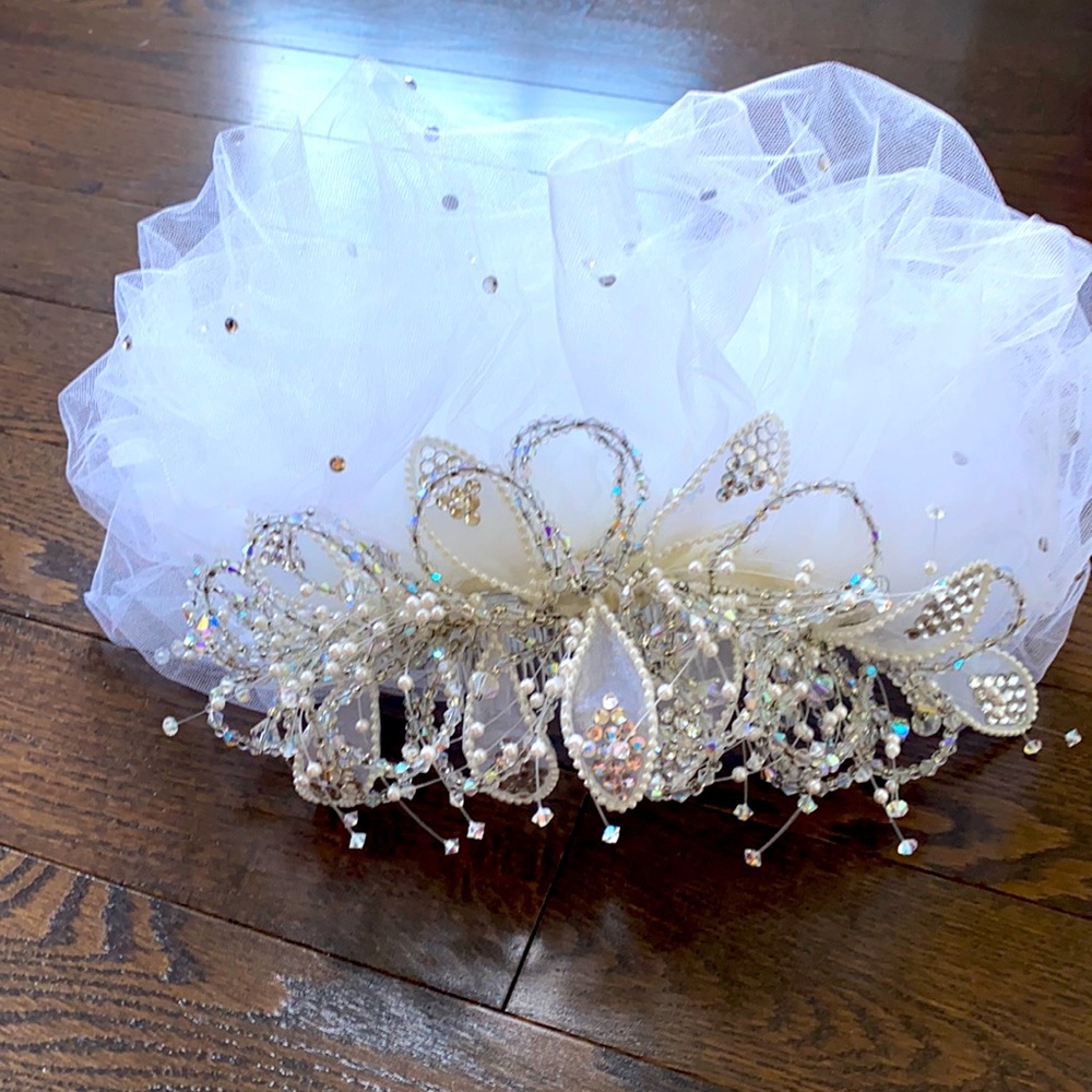 Wedding headpiece